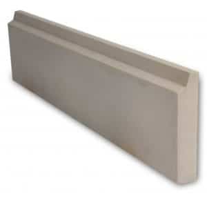 Betonnen kantplank (5cm dik 20cm hoog) 102,5cm